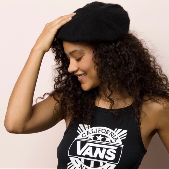 Vans Accessories - Just In NWT Vans Cali Native Slouchy Black Beret